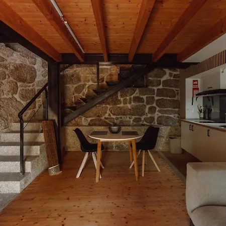 Aldeia Do Pontido * פאפה